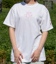 Load image into Gallery viewer, Yae Miko White Over-Sized T-Shirt
